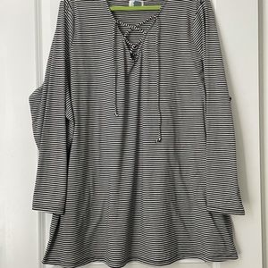 Old Navy 4x long sleeve top
